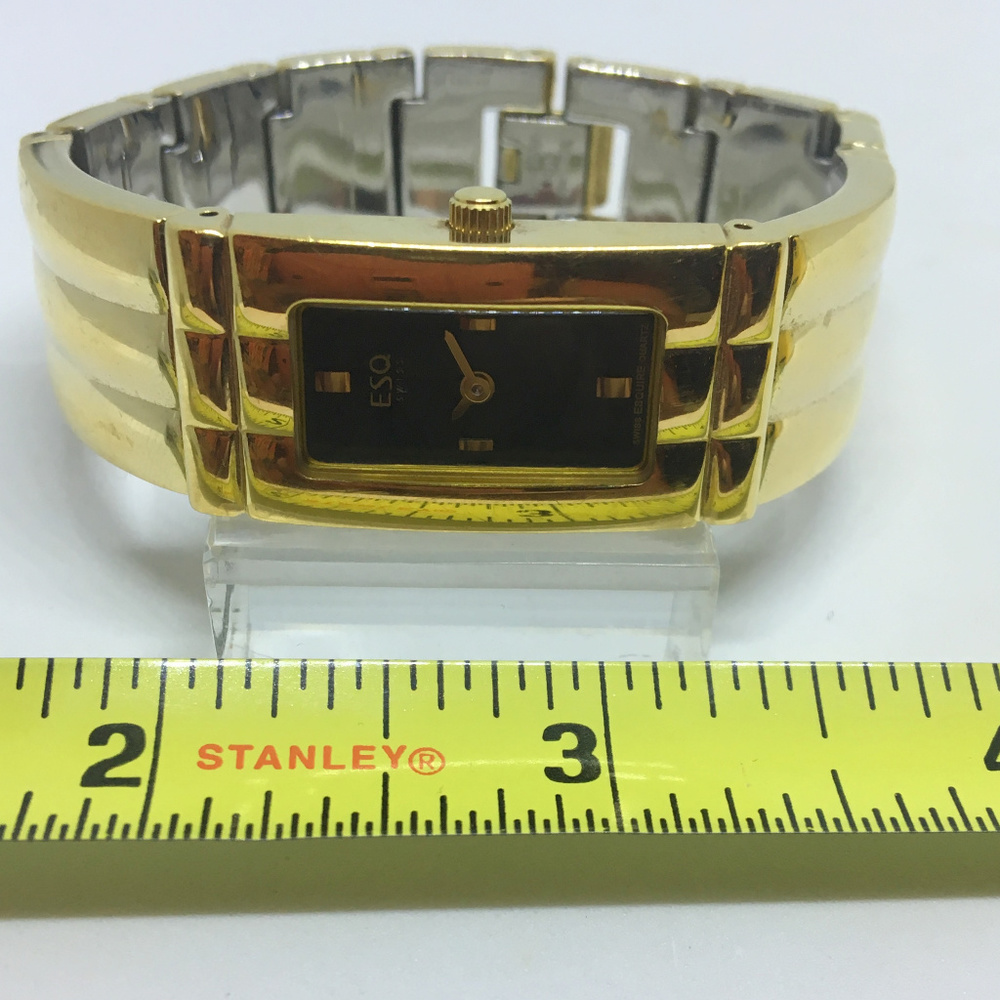 Movado Esq Swiss Quartz quare Watch Esquire 6"